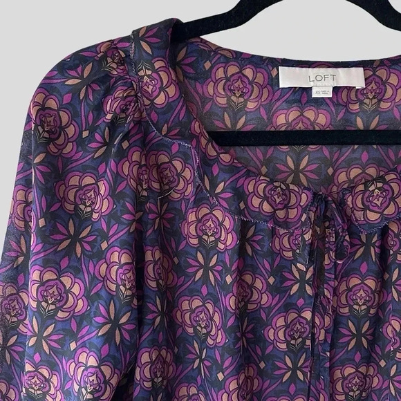 LOFT |  NWOT | LONG SLEEVED BOHO BLOUSE NAVY BLUE PURPLE | SIZE: EXTRA SMALL - Picture 3 of 11